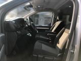 Opel Vivaro bei Gebrauchtwagen.expert - Abbildung (11 / 15)