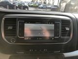 Opel Vivaro bei Gebrauchtwagen.expert - Abbildung (12 / 15)