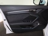 Audi S3 Sportback bei Gebrauchtwagen.expert - Abbildung (14 / 15)