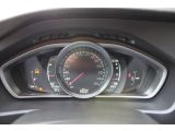 Volvo V40 bei Gebrauchtwagen.expert - Abbildung (8 / 15)