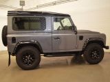 Land Rover Defender bei Gebrauchtwagen.expert - Abbildung (9 / 15)