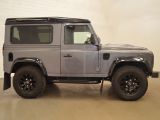 Land Rover Defender bei Gebrauchtwagen.expert - Abbildung (6 / 15)