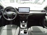 Ford Focus Turnier bei Gebrauchtwagen.expert - Abbildung (10 / 14)