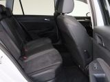 VW Golf bei Gebrauchtwagen.expert - Abbildung (8 / 15)
