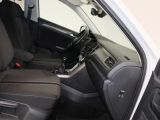 VW T-Roc bei Gebrauchtwagen.expert - Abbildung (7 / 15)