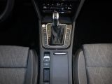 VW Passat bei Gebrauchtwagen.expert - Abbildung (13 / 15) VW Passat bei Gebrauchtwagen.expert - Abbildung (13 / 15)