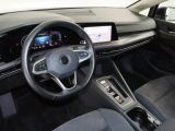VW Golf VIII bei Gebrauchtwagen.expert - Abbildung (9 / 15)