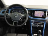 VW T-Roc bei Gebrauchtwagen.expert - Abbildung (8 / 15)