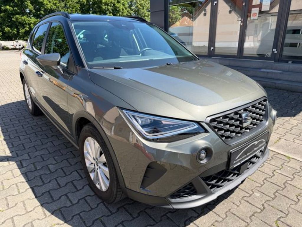 Seat Arona bei Gebrauchtwagen.expert - Hauptabbildung Seat Arona bei Gebrauchtwagen.expert - Hauptabbildung