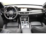 Alfa Romeo Stelvio bei Gebrauchtwagen.expert - Abbildung (7 / 10)
