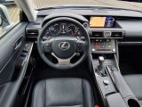 Lexus IS bei Gebrauchtwagen.expert - Abbildung (6 / 15)