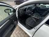 Renault Megane bei Gebrauchtwagen.expert - Abbildung (11 / 15)