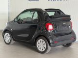 Smart smart fortwo bei Gebrauchtwagen.expert - Abbildung (8 / 14) Smart smart fortwo bei Gebrauchtwagen.expert - Abbildung (8 / 14)