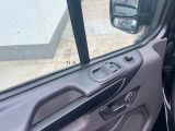 Ford Transit bei Gebrauchtwagen.expert - Abbildung (15 / 15) Ford Transit bei Gebrauchtwagen.expert - Abbildung (15 / 15)