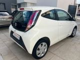 Toyota Aygo bei Gebrauchtwagen.expert - Abbildung (2 / 15)