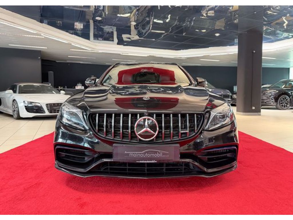 Mercedes-Benz C-Klasse bei Gebrauchtwagen.expert - Hauptabbildung Mercedes-Benz C-Klasse bei Gebrauchtwagen.expert - Hauptabbildung