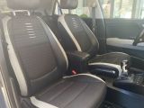 Kia Stonic bei Gebrauchtwagen.expert - Abbildung (14 / 15)