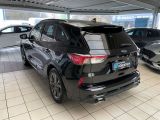 Ford Kuga bei Gebrauchtwagen.expert - Abbildung (6 / 15) Ford Kuga bei Gebrauchtwagen.expert - Abbildung (6 / 15)