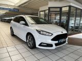 Ford Focus Turnier bei Gebrauchtwagen.expert - Abbildung (3 / 15) Ford Focus Turnier bei Gebrauchtwagen.expert - Abbildung (3 / 15)