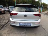 VW Golf VIII bei Gebrauchtwagen.expert - Abbildung (6 / 15)