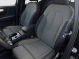 Volvo XC40 bei Gebrauchtwagen.expert - Abbildung (13 / 15) Volvo XC40 bei Gebrauchtwagen.expert - Abbildung (13 / 15)