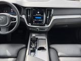 Volvo V60 bei Gebrauchtwagen.expert - Abbildung (10 / 15) Volvo V60 bei Gebrauchtwagen.expert - Abbildung (10 / 15)