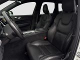Volvo XC60 bei Gebrauchtwagen.expert - Abbildung (13 / 15) Volvo XC60 bei Gebrauchtwagen.expert - Abbildung (13 / 15)