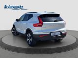 Volvo XC40 bei Gebrauchtwagen.expert - Abbildung (2 / 15) Volvo XC40 bei Gebrauchtwagen.expert - Abbildung (2 / 15)