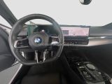 BMW 5er bei Gebrauchtwagen.expert - Abbildung (11 / 15)