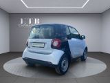Smart smart fortwo bei Gebrauchtwagen.expert - Abbildung (5 / 15)