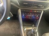 VW T-Roc bei Gebrauchtwagen.expert - Abbildung (14 / 15)