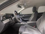 VW Passat bei Gebrauchtwagen.expert - Abbildung (8 / 15) VW Passat bei Gebrauchtwagen.expert - Abbildung (8 / 15)