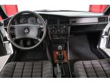 Mercedes-Benz 190 bei Gebrauchtwagen.expert - Abbildung (3 / 10)