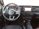 Jeep Wrangler bei Gebrauchtwagen.expert - Abbildung (12 / 15)