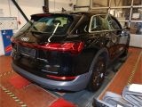 Audi e-tron bei Gebrauchtwagen.expert - Abbildung (4 / 11)