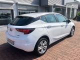 Opel Astra bei Gebrauchtwagen.expert - Abbildung (2 / 15)