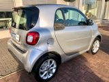 Smart smart fortwo bei Gebrauchtwagen.expert - Abbildung (2 / 15)