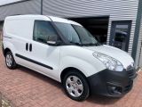 Opel Combo bei Gebrauchtwagen.expert - Abbildung (2 / 15)