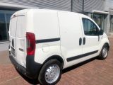 Fiat Fiorino bei Gebrauchtwagen.expert - Abbildung (3 / 15) Fiat Fiorino bei Gebrauchtwagen.expert - Abbildung (3 / 15)