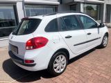 Renault Clio bei Gebrauchtwagen.expert - Abbildung (2 / 15) Renault Clio bei Gebrauchtwagen.expert - Abbildung (2 / 15)