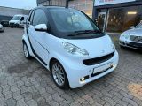 Smart smart fortwo bei Gebrauchtwagen.expert - Abbildung (4 / 15) Smart smart fortwo bei Gebrauchtwagen.expert - Abbildung (4 / 15)