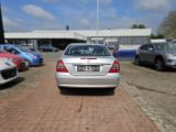 Mercedes-Benz E-Klasse bei Gebrauchtwagen.expert - Abbildung (4 / 15)