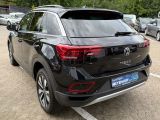 VW T-Roc bei Gebrauchtwagen.expert - Abbildung (9 / 15)
