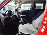 Suzuki Swift bei Gebrauchtwagen.expert - Abbildung (14 / 15) Suzuki Swift bei Gebrauchtwagen.expert - Abbildung (14 / 15)