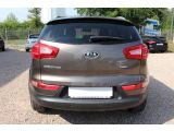 Kia Sportage bei Gebrauchtwagen.expert - Abbildung (6 / 15)
