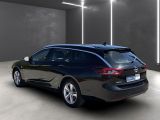 Opel Insignia bei Gebrauchtwagen.expert - Abbildung (4 / 15) Opel Insignia bei Gebrauchtwagen.expert - Abbildung (4 / 15)