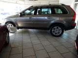 Volvo XC90 bei Gebrauchtwagen.expert - Abbildung (4 / 15) Volvo XC90 bei Gebrauchtwagen.expert - Abbildung (4 / 15)