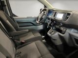Opel Vivaro bei Gebrauchtwagen.expert - Abbildung (14 / 15)