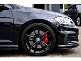 VW Golf GTI bei Gebrauchtwagen.expert - Abbildung (5 / 15)