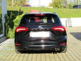 Ford Focus Turnier bei Gebrauchtwagen.expert - Abbildung (4 / 15)